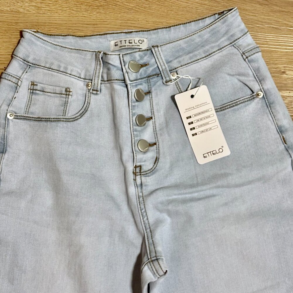 ETTELO Light Blue High Rise Straight Leg Jeans (04) - Picture 2 of 11